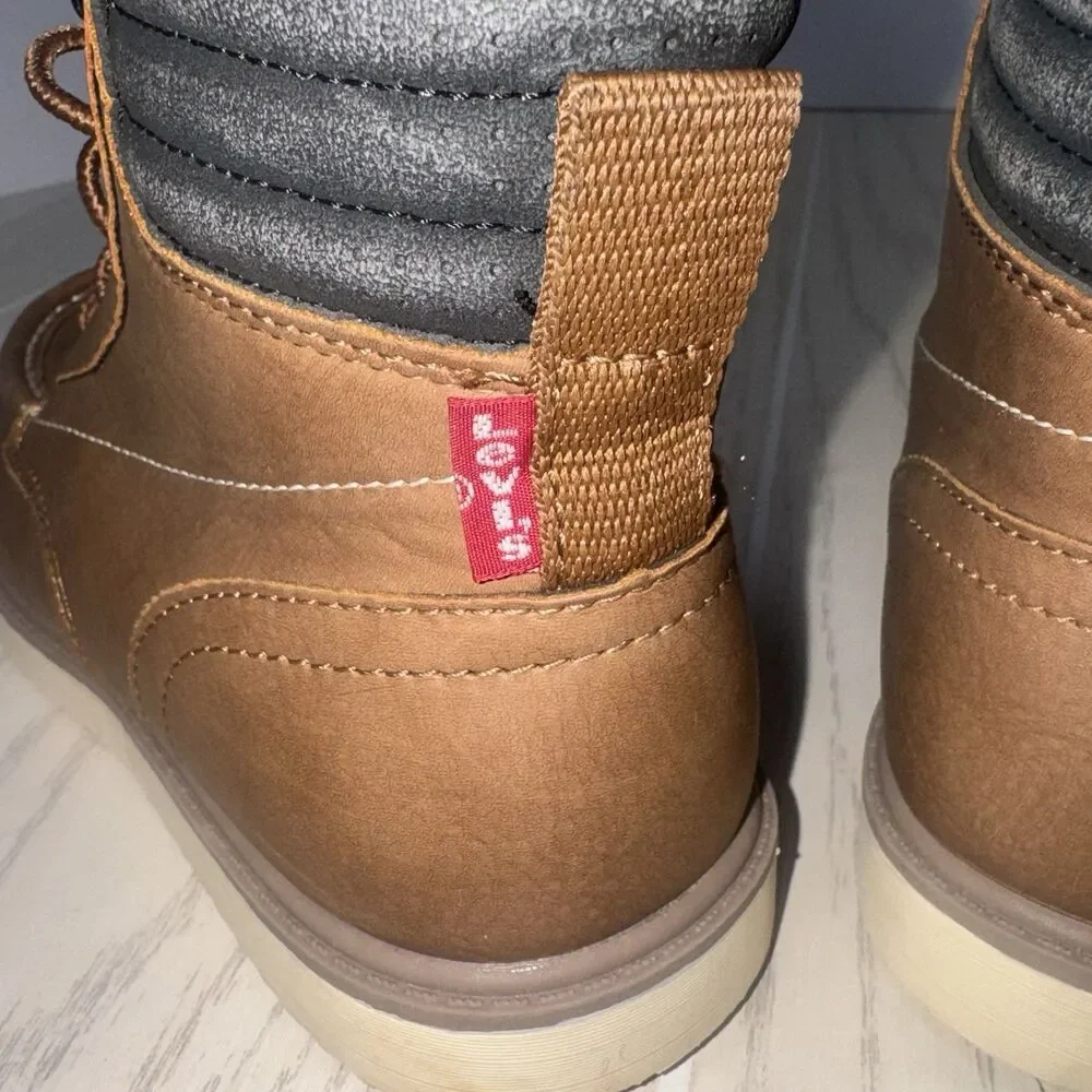 Levi's Boys Brown Lace-Up Ankle Boots Round Toe Solid Size US 1 Very Clean